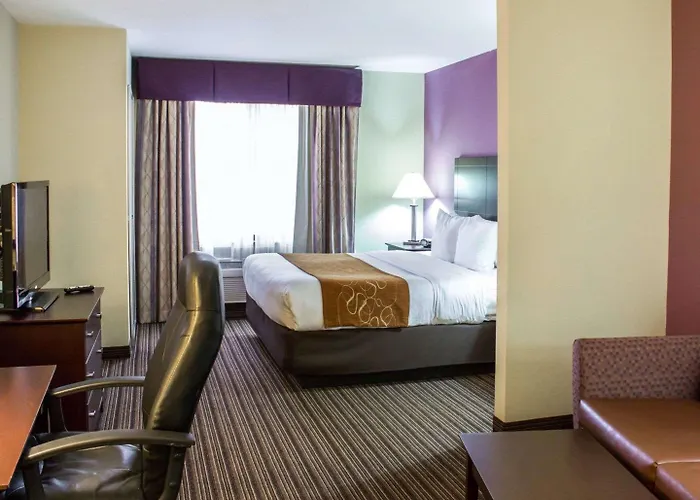 Comfort Suites